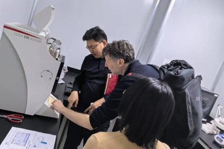 北京大学冷冻电镜中心